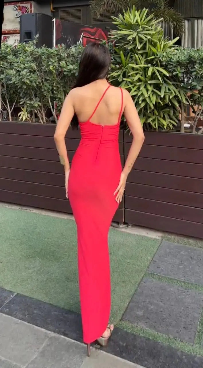 Ruby Scarlet Bodycon Dress. Scoopstyle