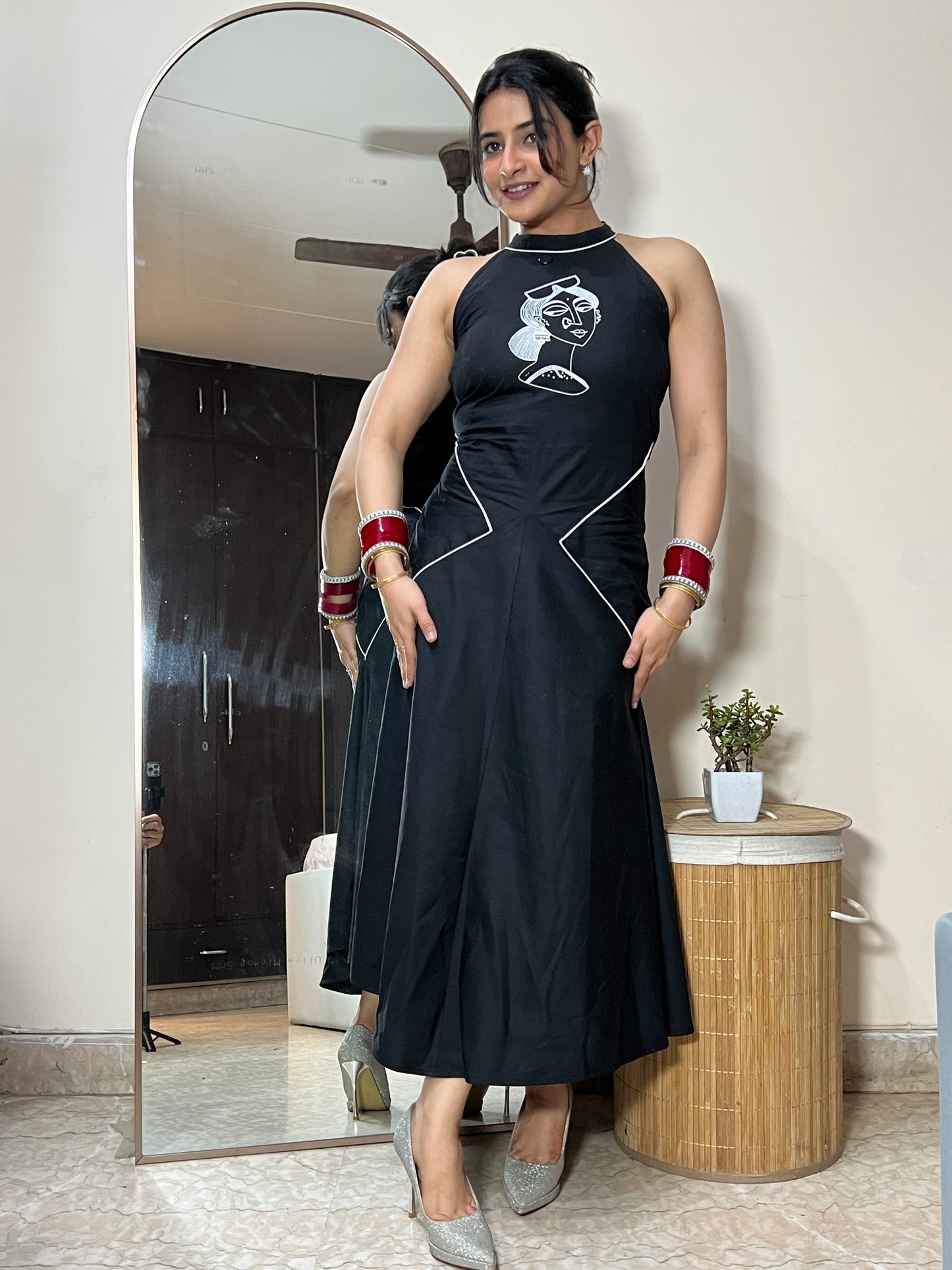 Luna Black Midi Dress