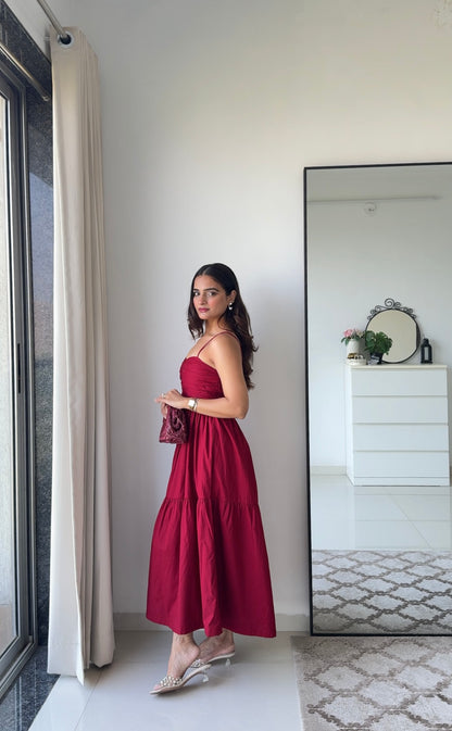 Dual Mood Berry Dress with Sleeves