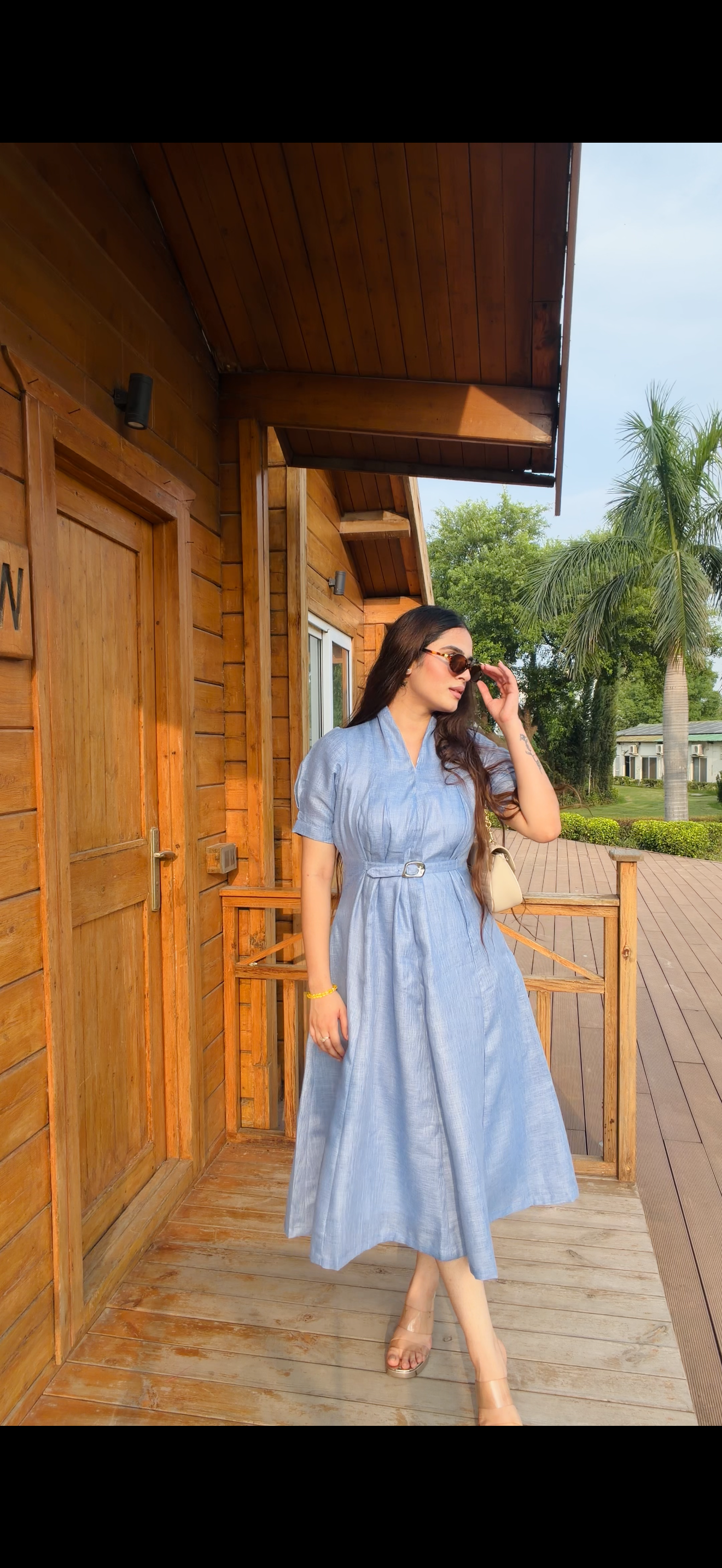 Blue Orchid Midi dress with belt Scoopstyle